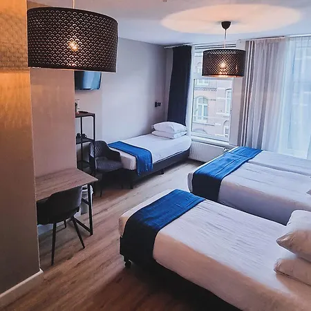 Hotel Vondel Garden 2*