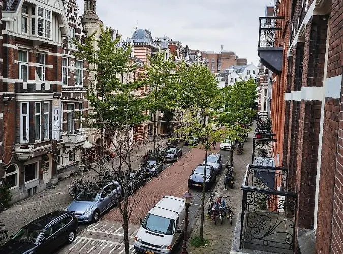 מלון Vondel Garden