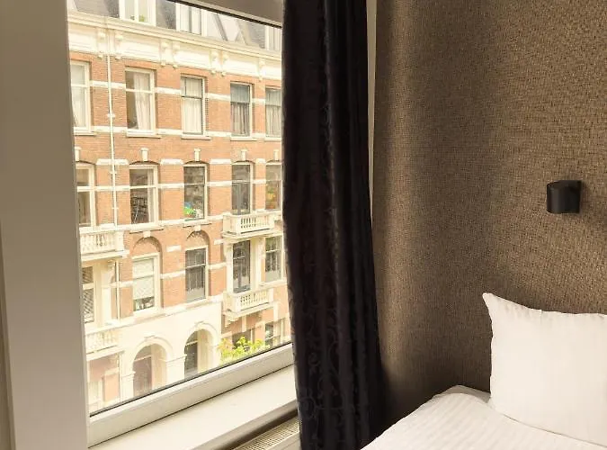 Vondel Garden מלון