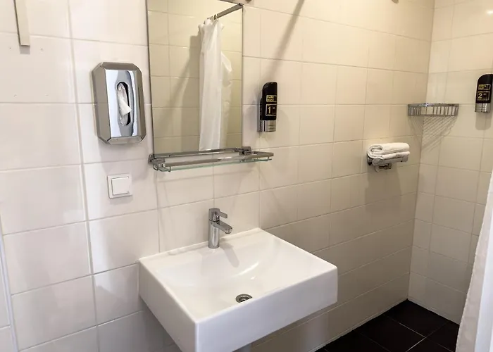 מלון Vondel Garden